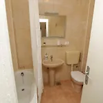 And Dona Apartment